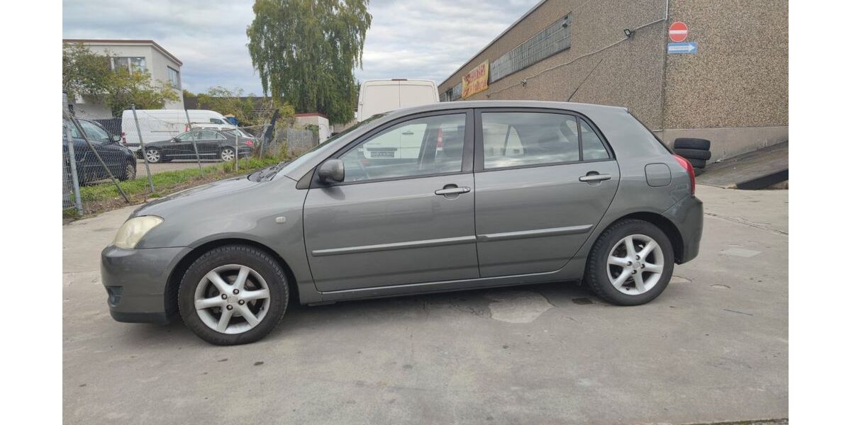 Toyota Corolla 139.507 km 3.500 &euro; Frankfurt am Main 65933