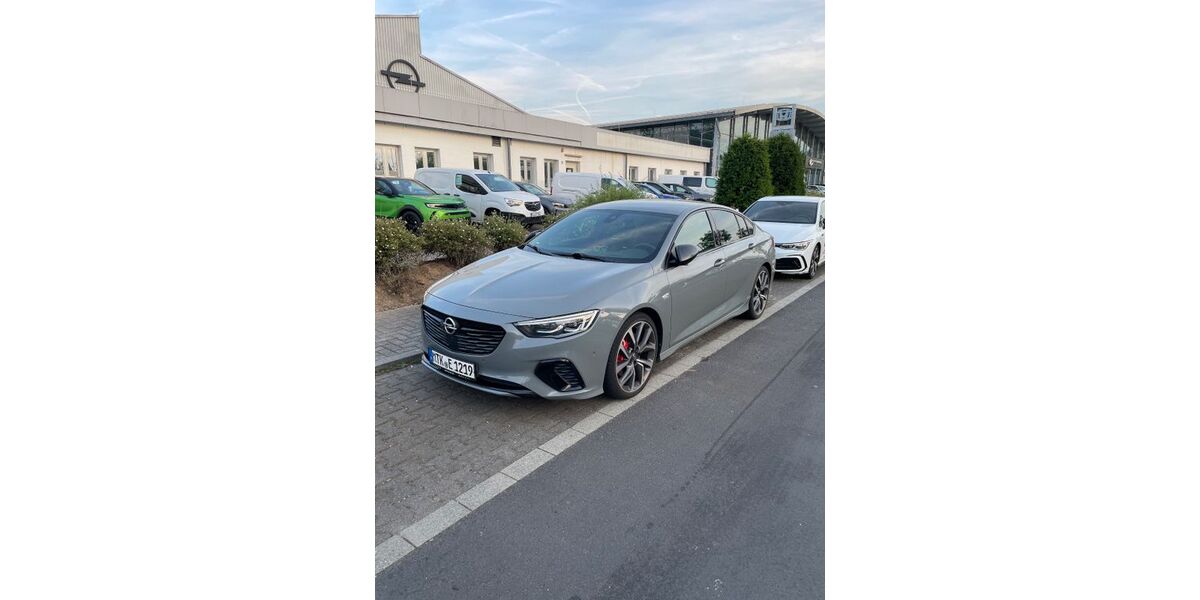 Opel Insignia 129.000 km 19.500 &euro; Büttelborn-Worfelden 64572