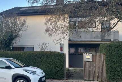 Haus zum Kaufen in Bad Homburg v. d. Höhe 890.000 € 195 m² 5.5 zimmer