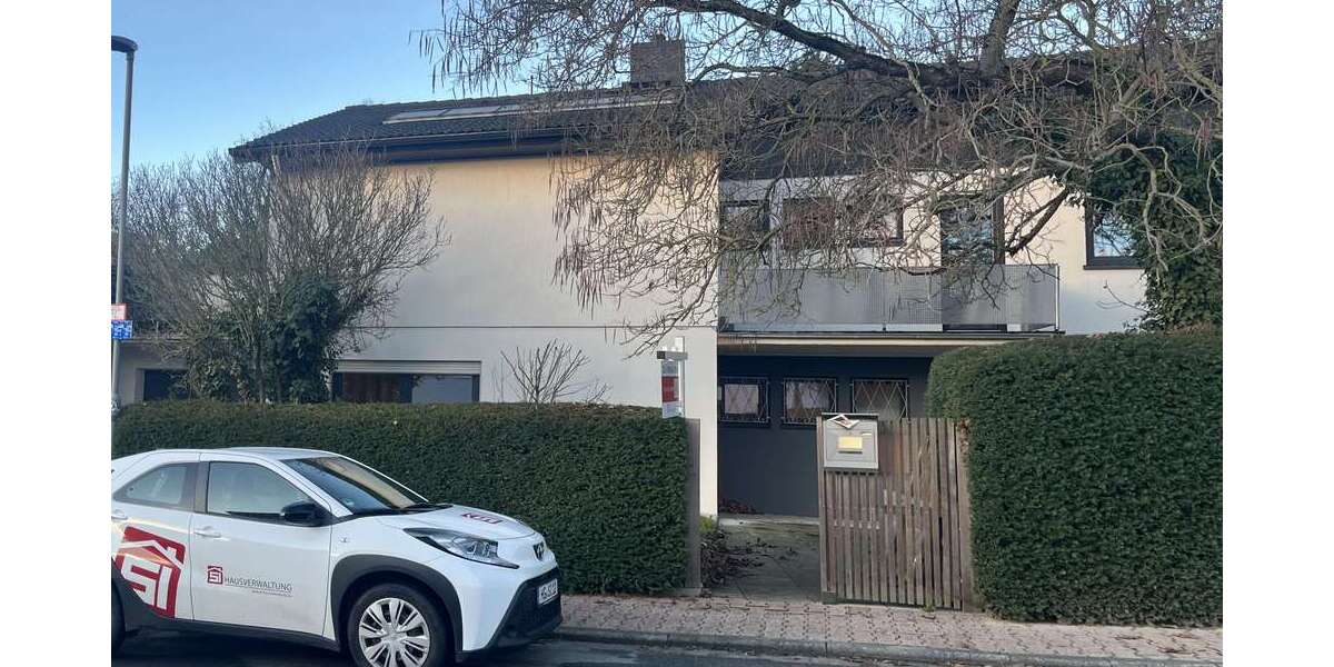 Haus zum Kaufen in Bad Homburg v. d. Höhe 890.000 € 195 m² 5.5 zimmer