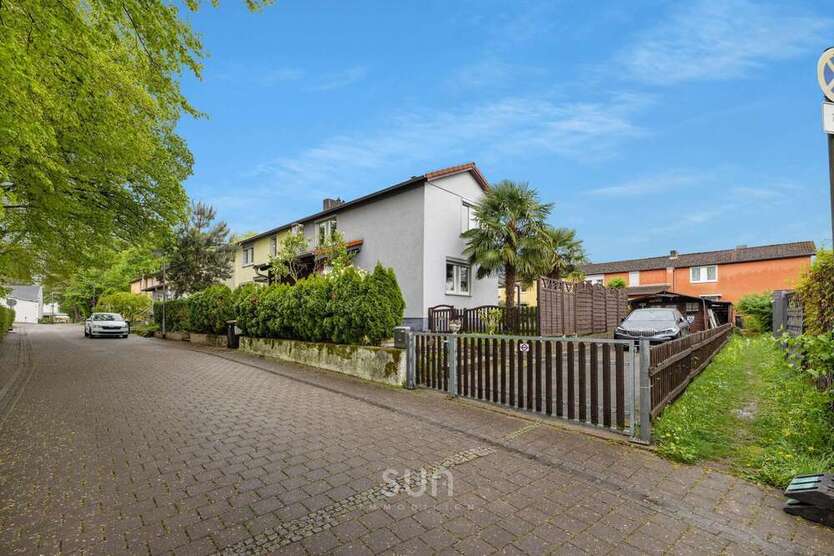 Haus zum Kaufen in Frankfurt am Main 379.000 € 95.23 m²