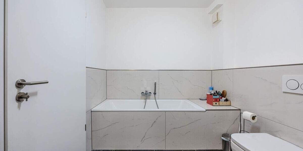 Etagenwohnung Eschborn - 3 Zimmer, 101 m&sup2;, 698.000&euro; | Angebot:23833878