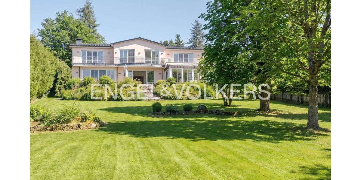 Einfamilienhaus Königstein - 9 Zimmer, 459 m&sup2;, 8.500&euro; | Angebot:26515376