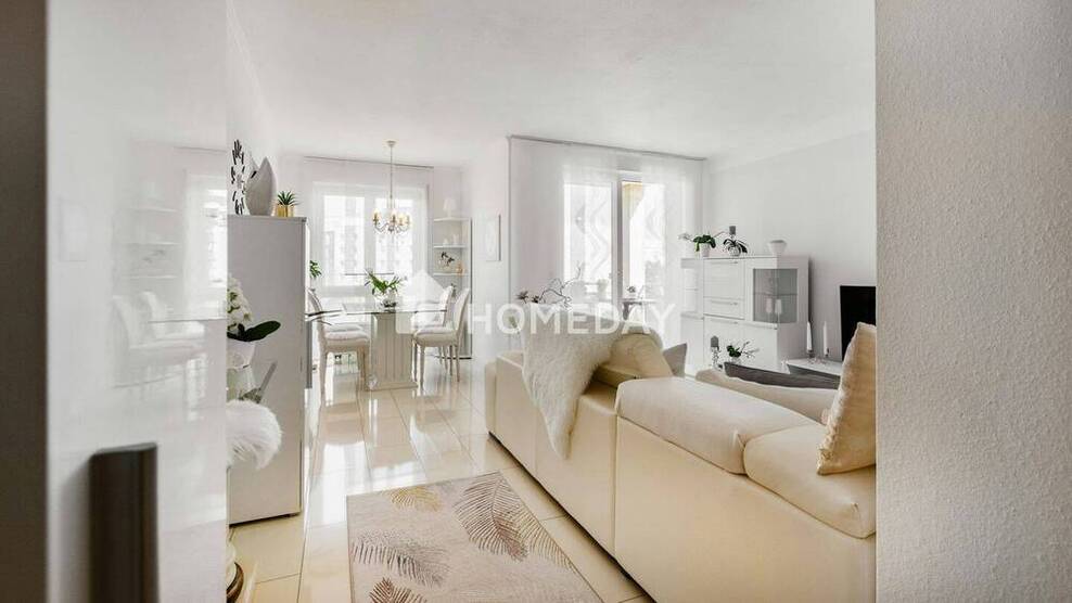 WohlfühlWohnung mit 3 Zimmern, Tageslichtbad und Garage in ruhiger Lage