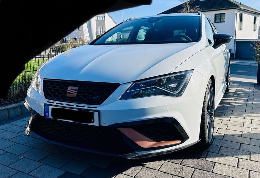 Seat Leon 64.160 km 28.500 € Usingen 61250