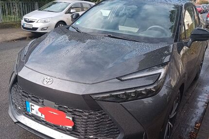 Toyota C-HR 16.670 km 32.000 € Frankfurt am Main 60389