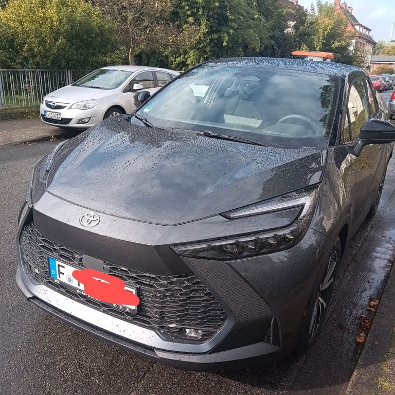 Toyota C-HR 16.670 km 32.000 € Frankfurt am Main 60389