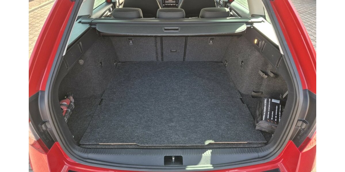 Skoda Octavia 1,5 TSI Soleil DSG, Klimaauto., PDC 96.715 km 14.890 &euro; Rodgau 63110