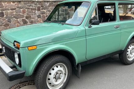Lada Niva 48.500 km 10.900 € Darmstadt 64287