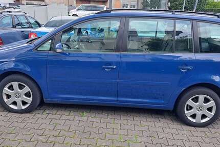VW Touran 225.000 km 950 € Darmstadt 64291