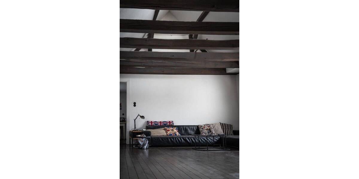 Einfamilienhaus Frankfurt am Main Niederursel - 8 Zimmer, 180 m&sup2;, 950.000&euro; | Angebot:26877564