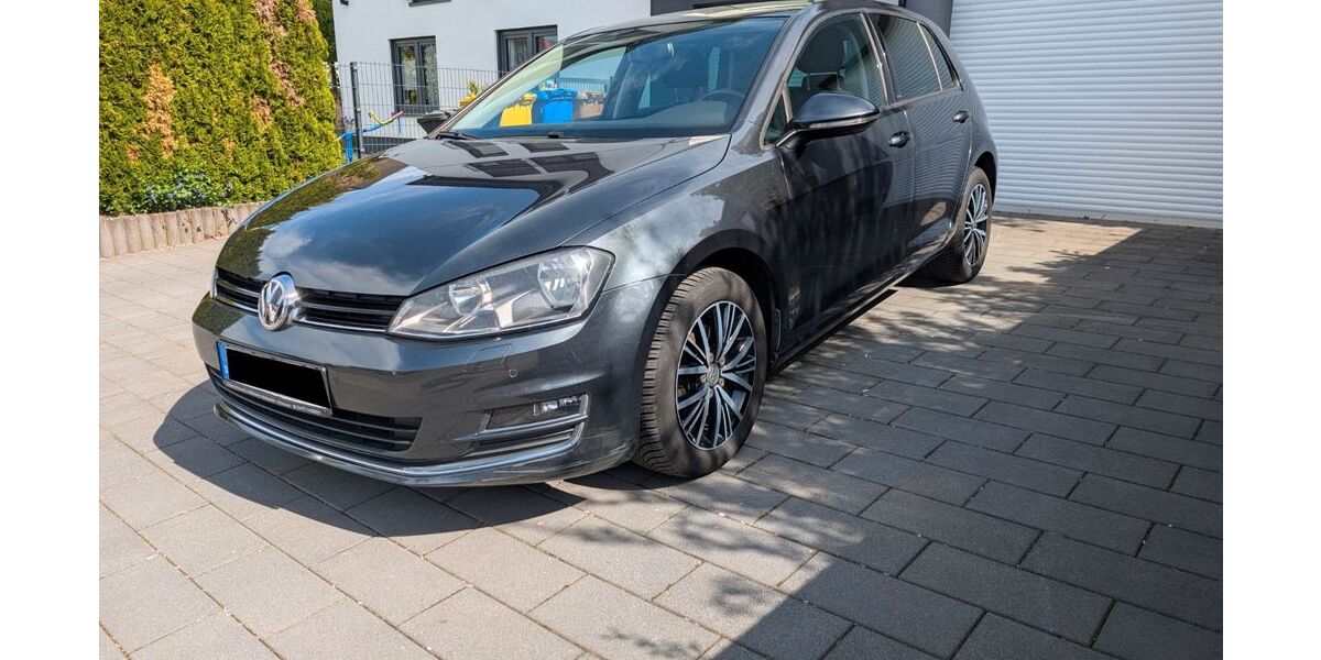 VW Golf 89.900 km 12.499 &euro; Eppstein 65817