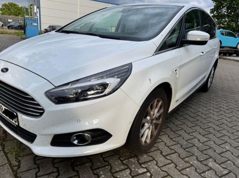 S-Max