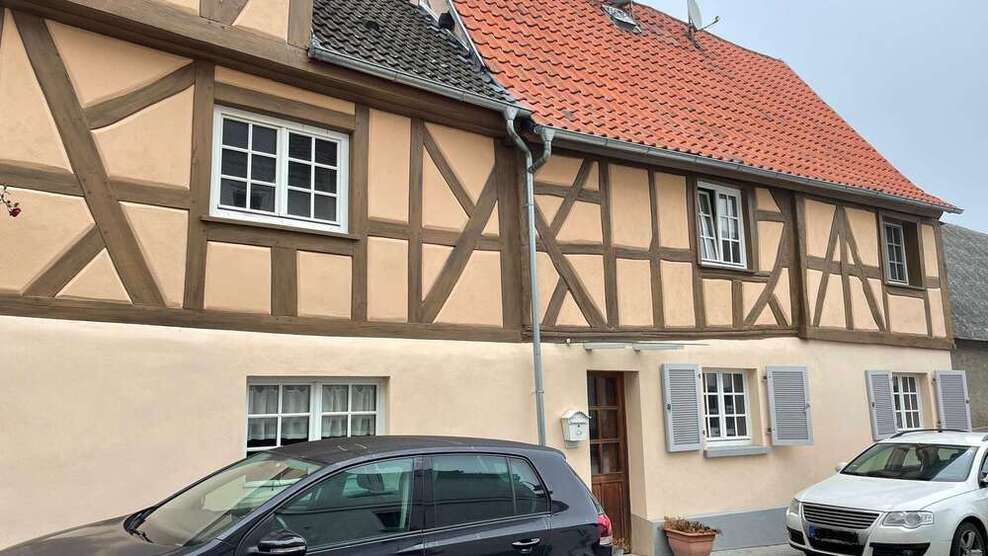 Haus zum Kaufen in Wölfersheim 450.000 € 226 m²