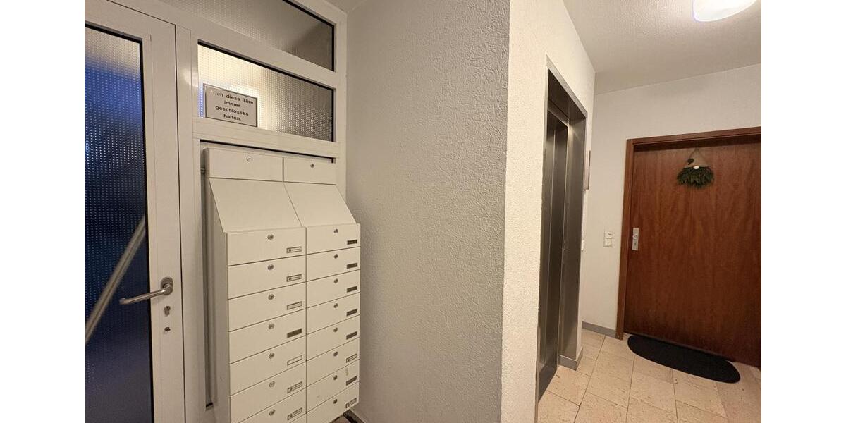 Große und helle 2 Zimmerwohnung mit Balkon und Aussicht auf die Natur 2.5 zimmer