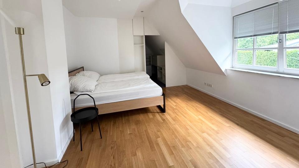 Etagenwohnung Bad Homburg vor der Höhe Gonzenheim - 3 Zimmer, 130 m&sup2;, 2.500&euro; | Angebot:26049651