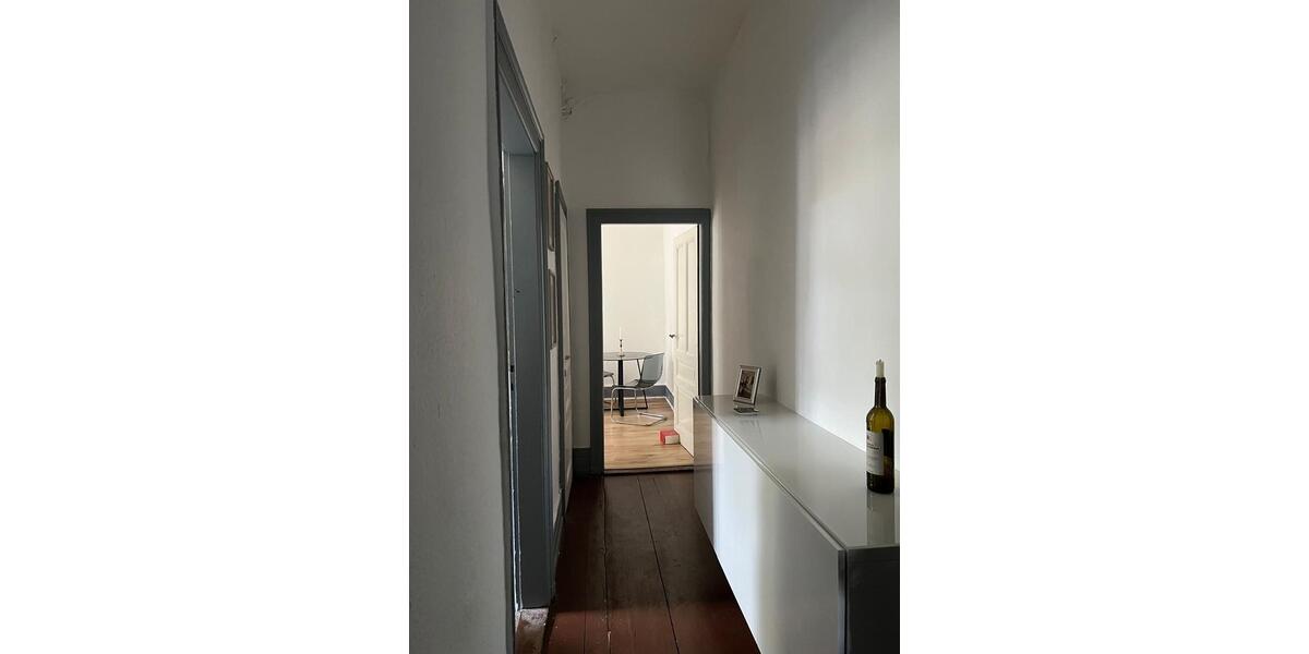 Etagenwohnung Frankfurt am Main Sachsenhausen - 2 Zimmer, 50 m&sup2;, 1.250&euro; | Angebot:26619457