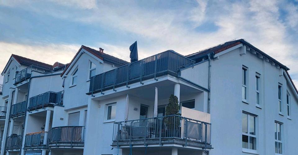 Sehr schöne 1-Zimmer Wohnung mit Balkon &Tiefgarage zu vermieten 1 zimmer