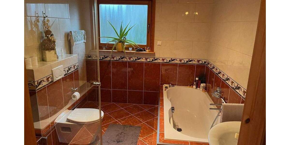 Wunderschönes schwedenrotes Holzhaus am Feldrand - von Privat 4 zimmer