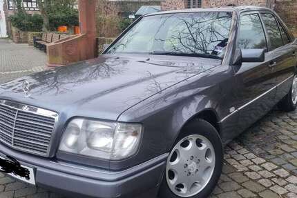 Mercedes-Benz 220 182.000 km 6.900 € neu-isenburg 63263