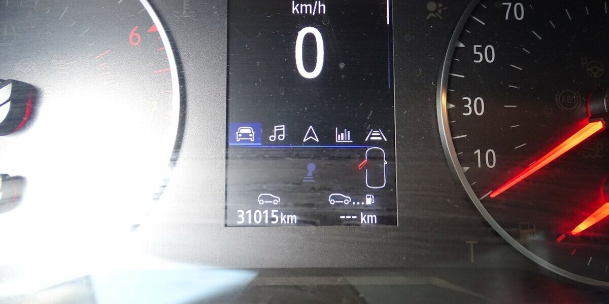 Renault Clio 1,0l Evolution Navi Rückfahrkamera, Einparkhi 31.015 km 12.490 &euro; Rodgau 63110