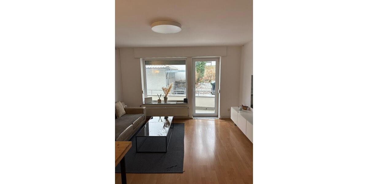 Möblierte 2er WG für Studentinnen. Zentral in Darmstadt 3 zimmer