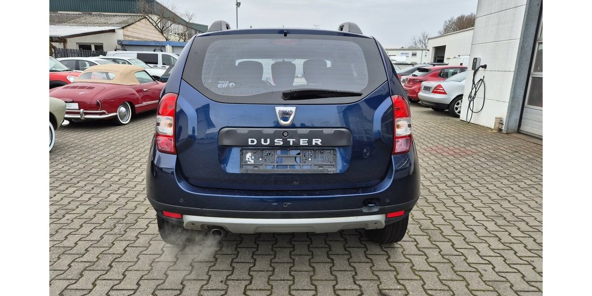 Dacia Duster 1,2l Black Shadow 4x2 Klima, Einparkhilfe h 119.200 km 6.490 &euro; Rodgau 63110