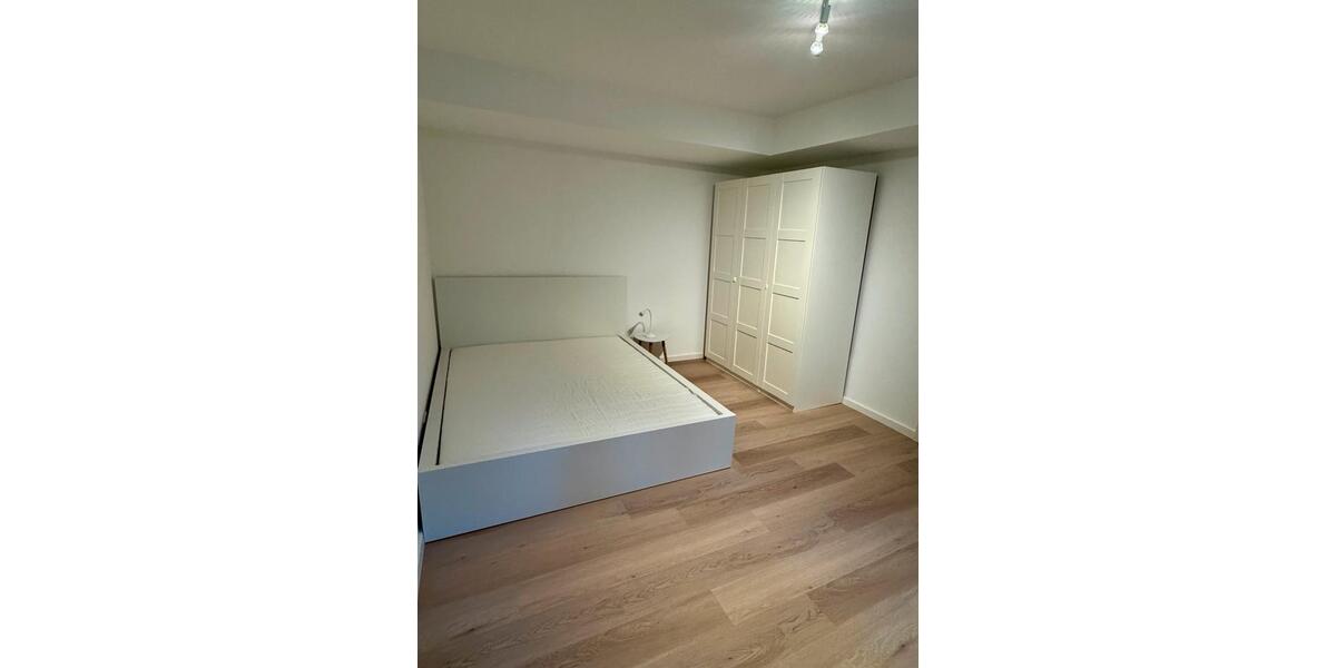 Etagenwohnung Frankfurt am Main Bockenheim - 2 Zimmer, 50 m&sup2;, 999&euro; | Angebot:26267038