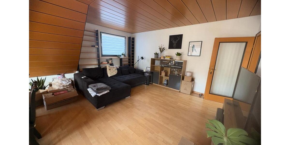 Etagenwohnung Dreieich - 5 Zimmer, 150 m&sup2;, 1.800&euro; | Angebot:26234377