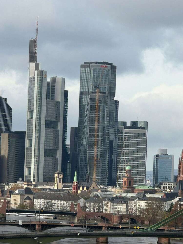Wohnung zum Mieten in Frankfurt 4.137 € 197 m²