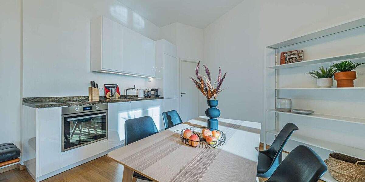 Etagenwohnung Frankfurt am Main Bahnhofsviertel - 2 Zimmer, 70 m&sup2;, 1.690&euro; | Angebot:25661874