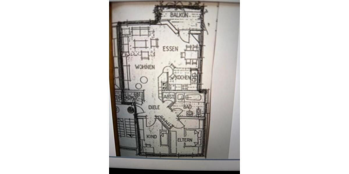 Gepflegte 3,5 Zimmer-Wohnung mit Balkon und Einbauküche in Gründa 3.5 zimmer