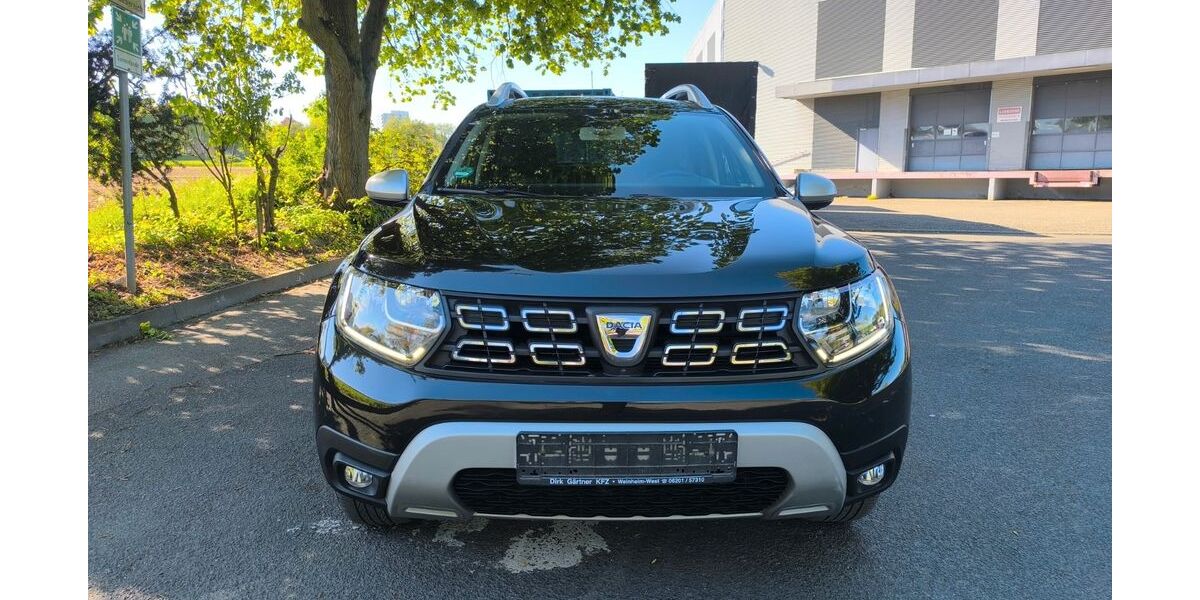 Dacia Duster 67.000 km 13.500 &euro; Steinbach Taunus 61449