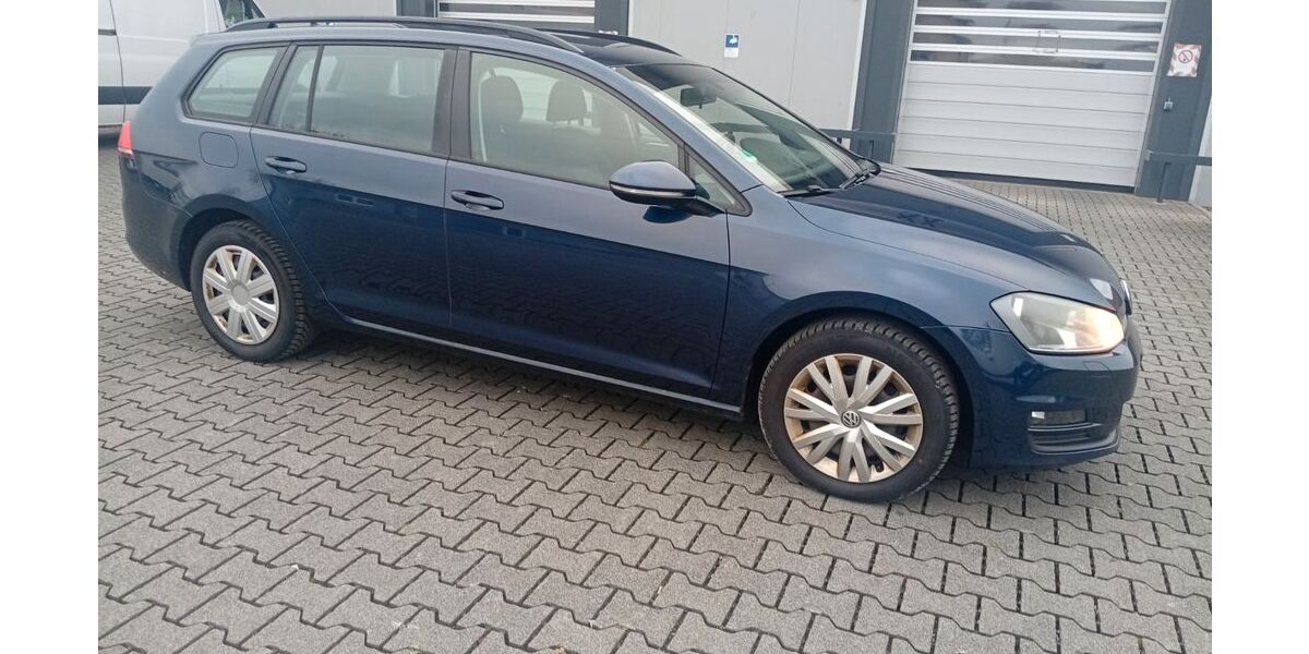 VW Golf 299.500 km 4.350 &euro; Hanau 63452