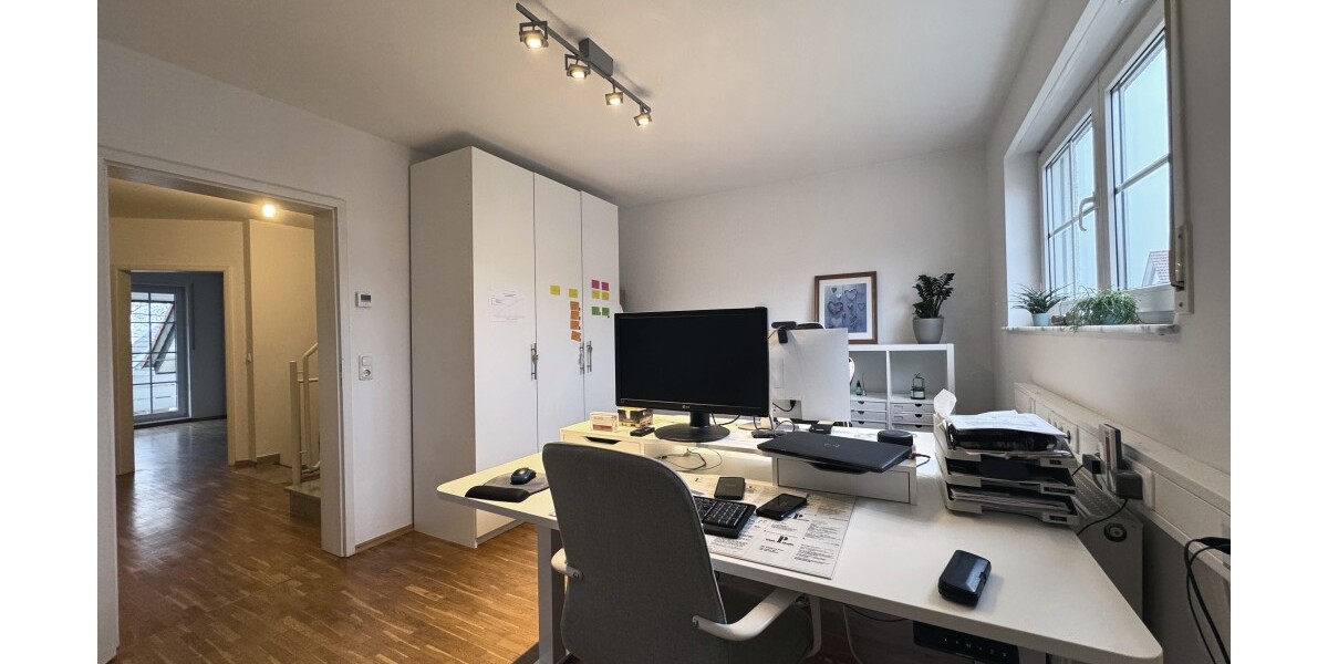 *Langenhain* Gepflegte Doppelhaushälfte in ruhiger Lage mit Nähe zum Wald* - Doppelhaushälfte Hofheim | Angebot:19018645