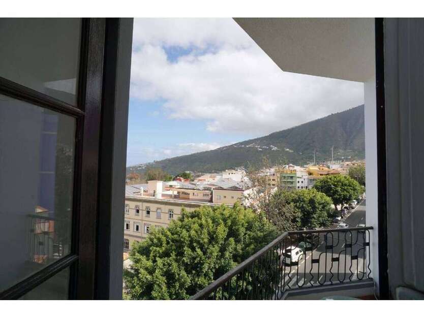 Wohnung zum Kaufen in La Orotava 270.000 € 150 m²