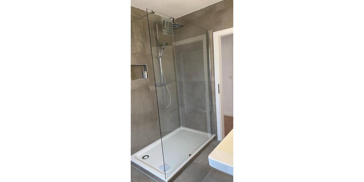 Etagenwohnung Hanau Großauheim - 3 Zimmer, 96 m&sup2;, 1.200&euro; | Angebot:26639022