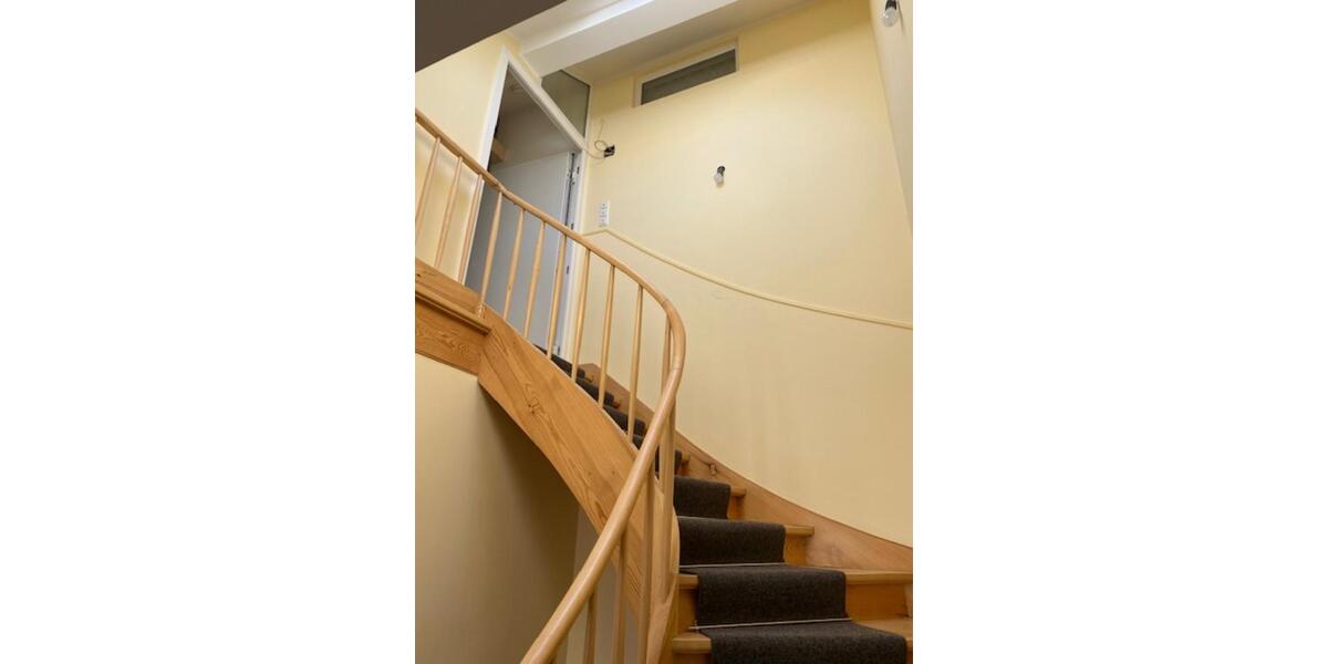 WG-Zimmer in einer 3 Zimmer Wohnung zu vermieten Zimmer 1+3 zimmer