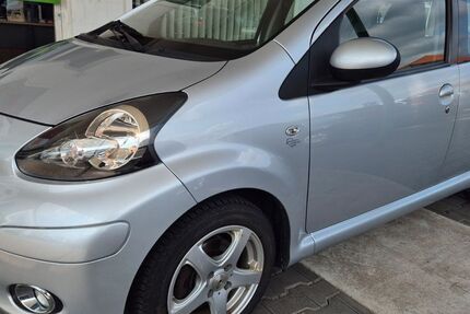 Toyota Aygo (X) 130.000 km 3.700 € Büdingen 63654