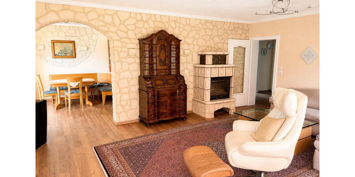 Erdgeschoßwohnung Oberursel (Taunus) - 6 Zimmer, 140 m&sup2;, 620.000&euro; | Angebot:26845218