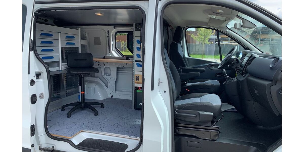 Opel Vivaro 69.000 km 18.999 &euro; Erlensee 63526