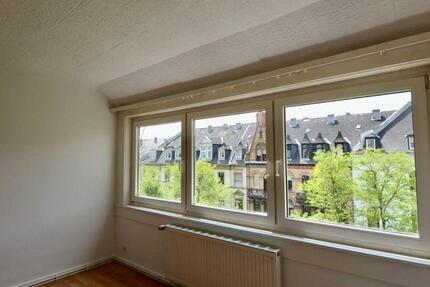 Wohnung Frankfurt am Main Ginnheim - 3 Zimmer, 80 m&sup2;, 1.350&euro; | Angebot:26251158