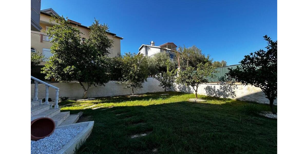 Villa Offenbach am Main Buchrain - 5 Zimmer, 300 m&sup2;, 298.000&euro; | Angebot:25903264