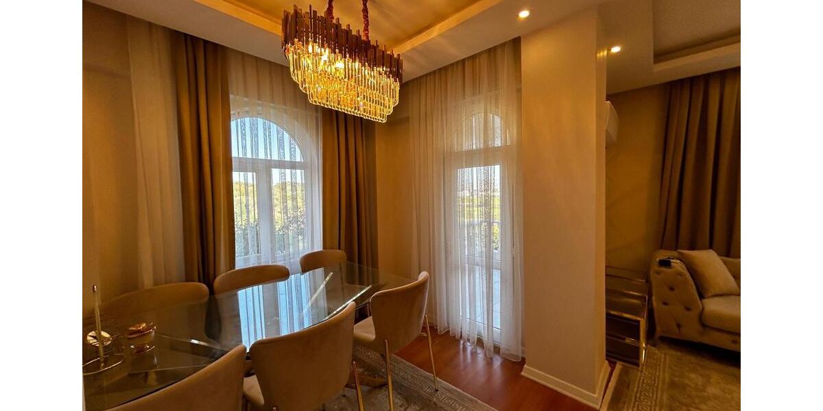 Villa Offenbach am Main Buchrain - 5 Zimmer, 300 m&sup2;, 298.000&euro; | Angebot:25903264