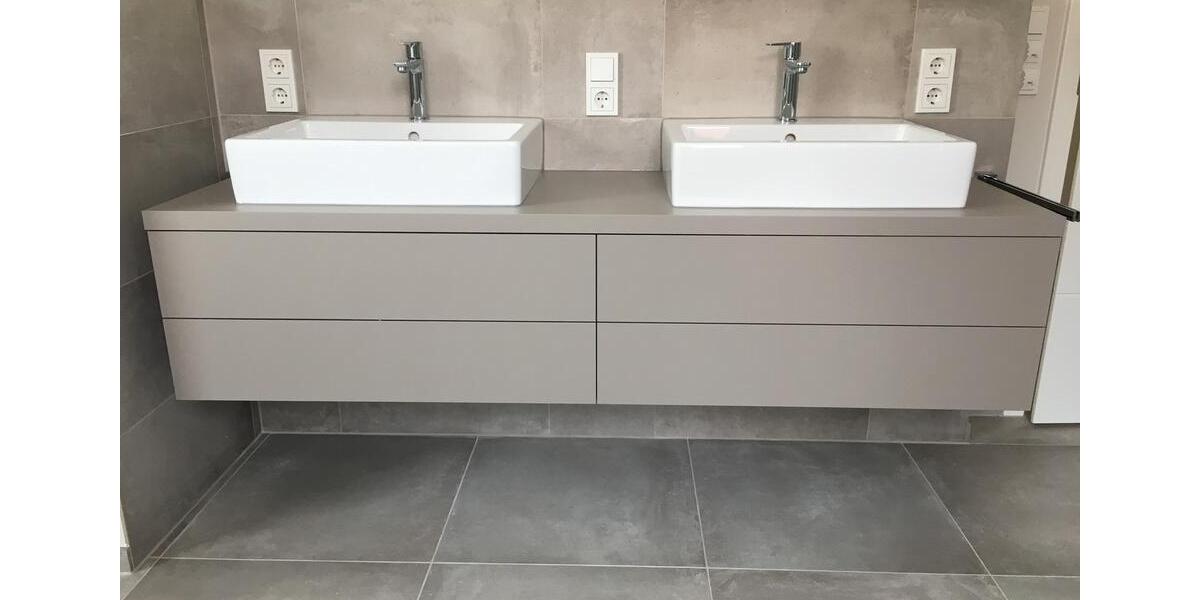 Einfamilienhaus Bad Vilbel - 6 Zimmer, 201 m&sup2;, 3.450&euro; | Angebot:26237395