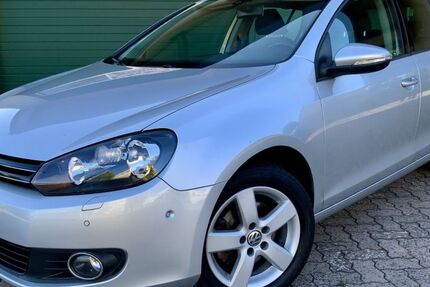 VW Golf 99.341 km 8.990 € Wehrheim 61273