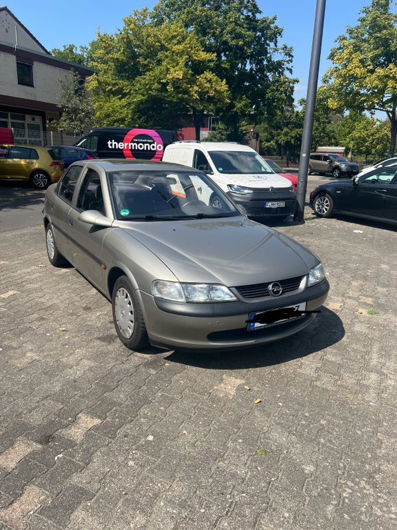 Opel Vectra 100.000 km 1.270 € Frankfurt 60386