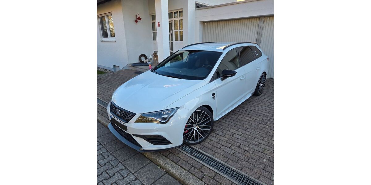 Seat Leon 77.100 km 26.600 &euro; Liederbach am Taunus 65835