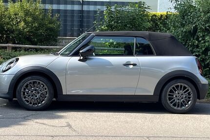 Mini Cooper Cabrio 5.500 km 32.000 € Rödermark 63322