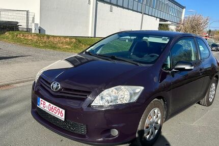 Toyota Auris 180.000 km 3.950 &euro; Friedberg (Hessen) 61169